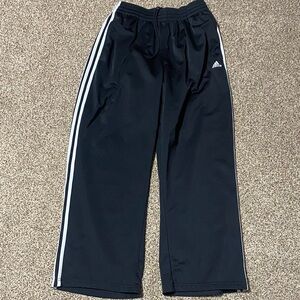 Adidas leisure pants